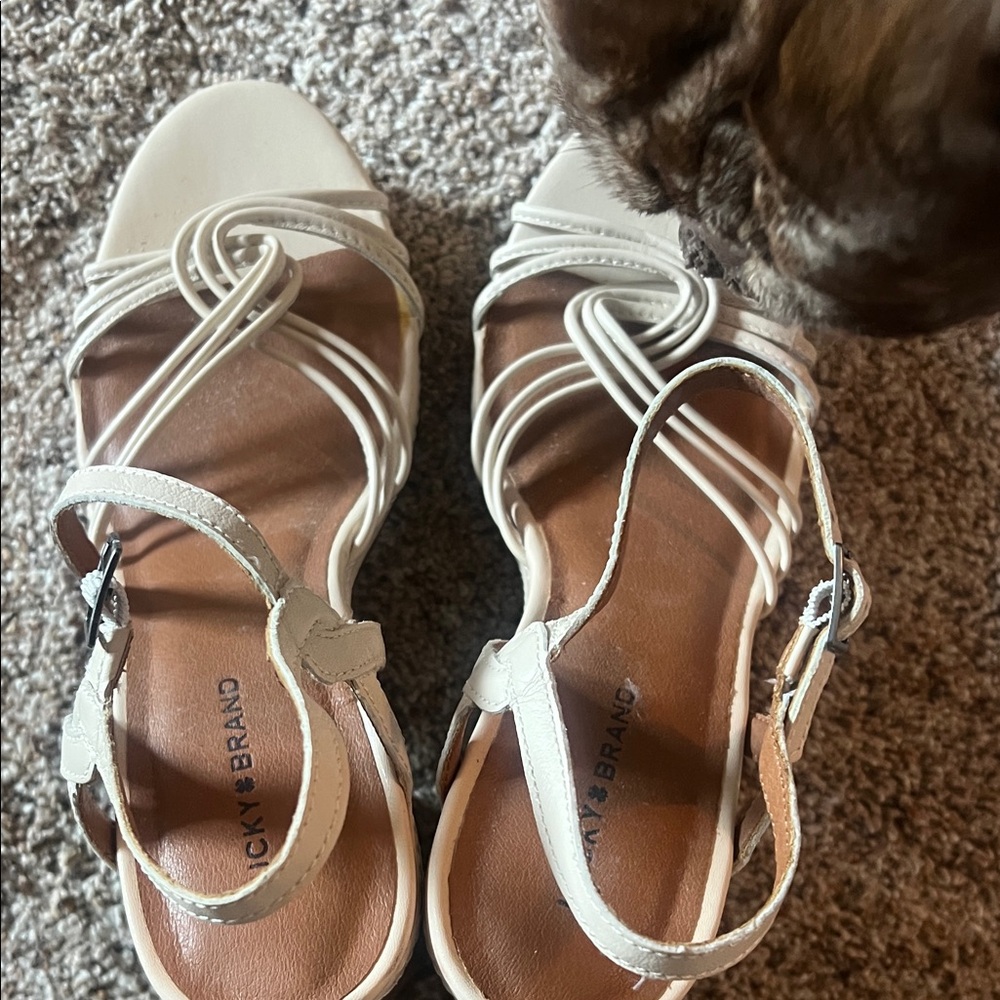 Lucky Brand Women's Tan Strappy Sandals Sz 10 - Picture 4 of 7